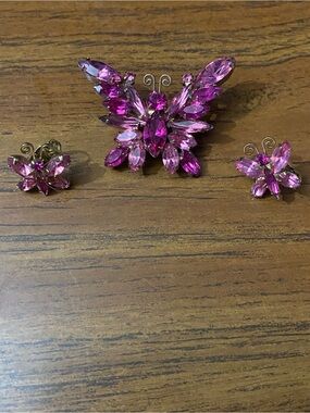 Vintage Juliana crystal butterfly brooch and matching earing set